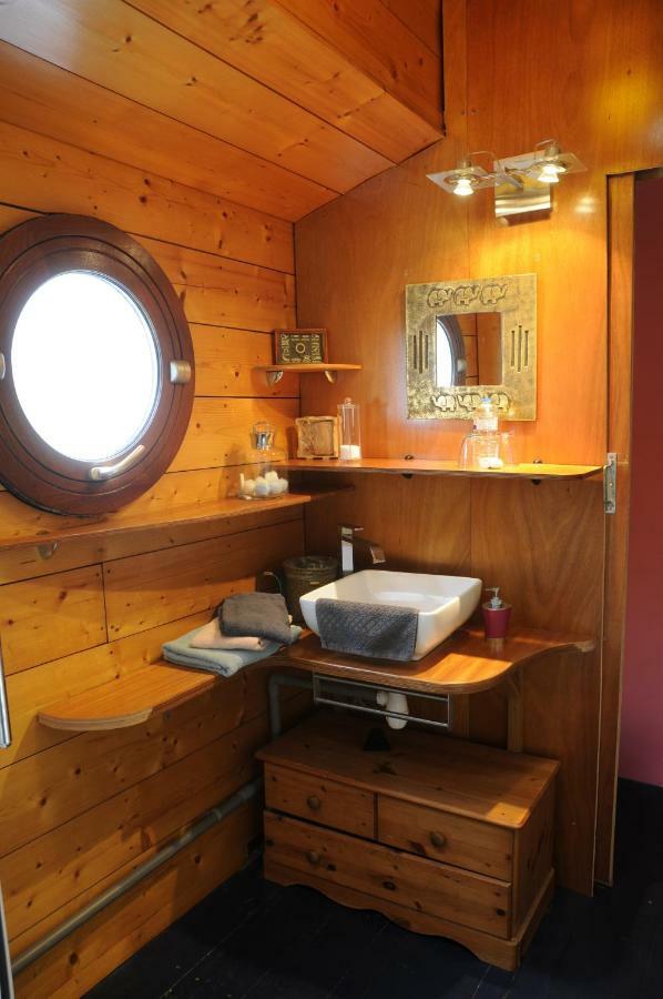 Peniche "Le Defi" Bed & Breakfast Marolles-sur-Seine Eksteriør bilde